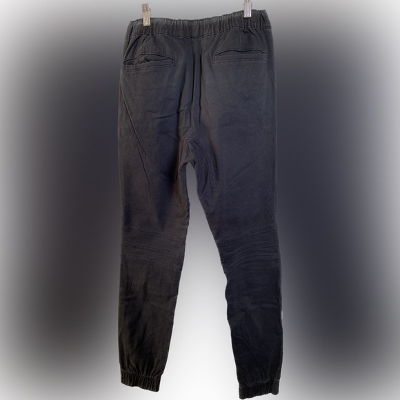 Men’s Urban Black Cargo Pants - Picture 2 of 5